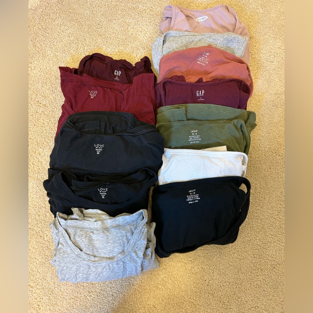 Gap and Aerie maternity tanks and long sleeve tops-sz m